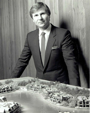 David Irmer with the model for Point Tiburon, 1985